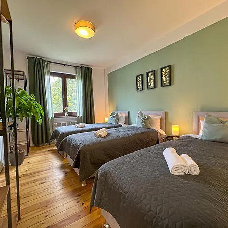 Apartment Immostay #8 - Haus Fuer 13 Personen Mit 7 - Grosser Garten & Grill, Free Parking, Wlan