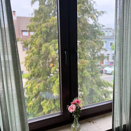 Immostay #8 - Haus Fuer 13 Personen Mit 7 - Grosser Garten & Grill, Free Parking, Wlan Apartment Bremen