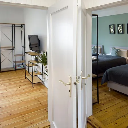 Immostay #8 - Haus Fuer 13 Personen Mit 7 - Grosser Garten & Grill, Free Parking, Wlan * BRE